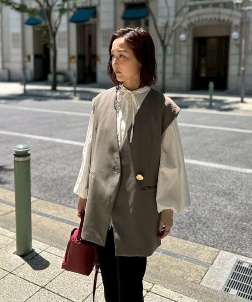 DONOBAN(ドノバン)の「【ANDRESD】nuance button gilet 結婚式 オケージョン セレモニー 二次会 同窓会 ベスト 羽織 パーティー お呼ばれ会(その他トップス・レディース・グレイッシュベージュ/グレー/ブラック・M)」の19枚目の写真