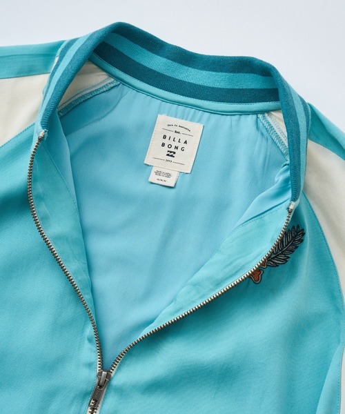 BILLABONG(ビラボン)の「BILLABONG レディース 24B153500-DREAM VACATION JACKET ジャケット 【2025年秋冬モデル】/ビラボンアロハガール刺繍スカジャン(ブルゾン・レディース・ブルー系その他・MEDIUM)」の6枚目の写真
