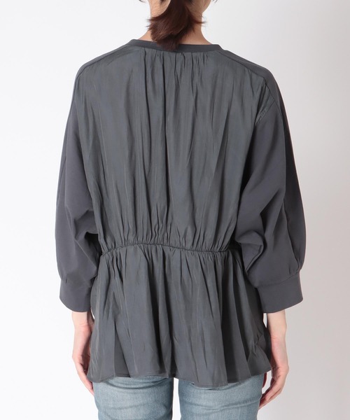 Jines(ジネス)の「天竺バックデザイントップス【セットアップ可】(Tシャツ/カットソー・レディース・ホワイト/ブラウン/チャコールグレー・38)」の7枚目の写真