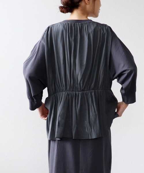 Jines(ジネス)の「天竺バックデザイントップス【セットアップ可】(Tシャツ/カットソー・レディース・ホワイト/ブラウン/チャコールグレー・38)」の21枚目の写真