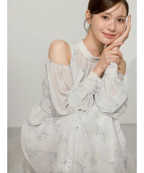ワンピース 花柄バックレースアップワンピース　マーキュリーデュオ 花柄バックレースアップワンピース（ワンピース）｜MERCURYDUO