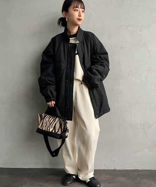 ARMY TWILL（アーミーツイル）の「[ARMY TWILL/アーミーツイル] 別注 中綿入り ケミカルプロテクトジャケット（ミリタリージャケット・レディース・ブラック/カーキ・S/M/L）」の3枚目の写真