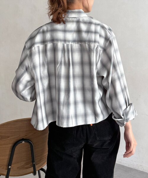 U.S. POLO ASSN.（ユーエスポロアッスン）の「長袖シャツ（シャツ/ブラウス・レディース・グレー/アイボリー/サックスブルー/ブラウン・SMALL/MEDIUM）」の21枚目の写真