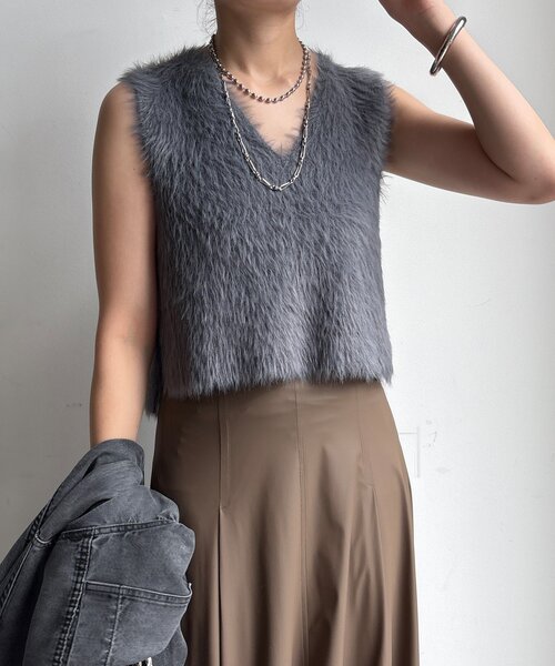 DouDou(ドゥドゥ)の「【WEB限定】フェザーヤーンニットベスト+ニットワンピースセット(セットアップ・レディース・ブラック/グレイッシュベージュ/チャコールグレー・FREE)」の19枚目の写真