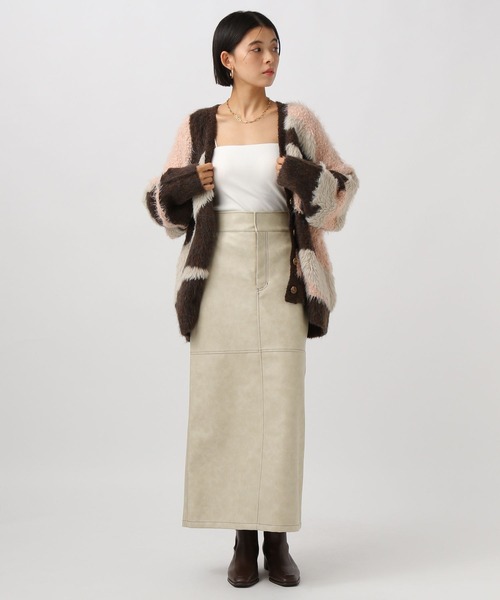 BAYFLOW（ベイフロー）の「[WEB限定／セットアップ対応]フェイクレザースカート（スカート・レディース・オフホワイト/ブラック・SMALL/MEDIUM）」の19枚目の写真