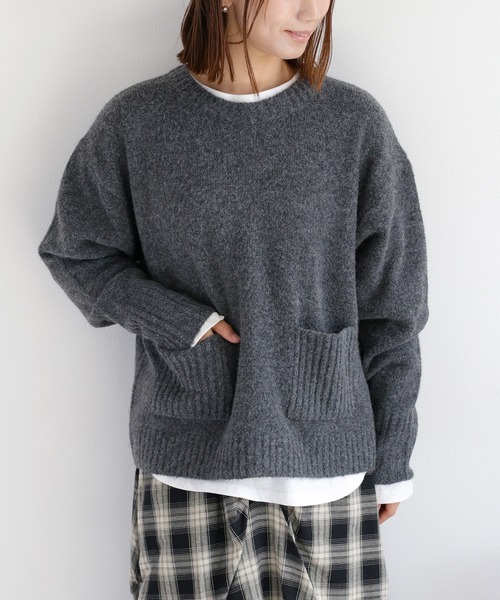 cepo(セポ)の「ウール混ポケットニットプルオーバー(ニット/セーター・レディース・レッド/チャコール/オフホワイト/カーキ・M)」の2枚目の写真