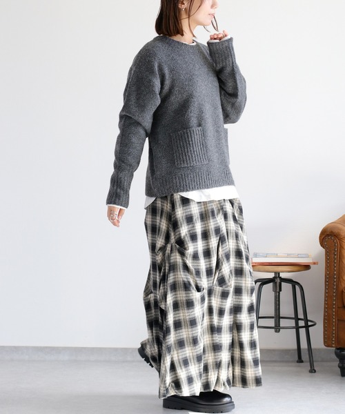 cepo(セポ)の「ウール混ポケットニットプルオーバー(ニット/セーター・レディース・レッド/チャコール/オフホワイト/カーキ・M)」の20枚目の写真