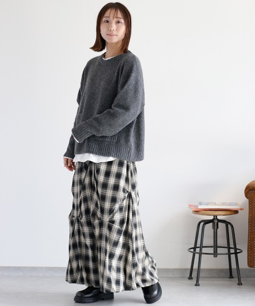 cepo(セポ)の「ウール混ポケットニットプルオーバー(ニット/セーター・レディース・レッド/チャコール/オフホワイト/カーキ・M)」の18枚目の写真