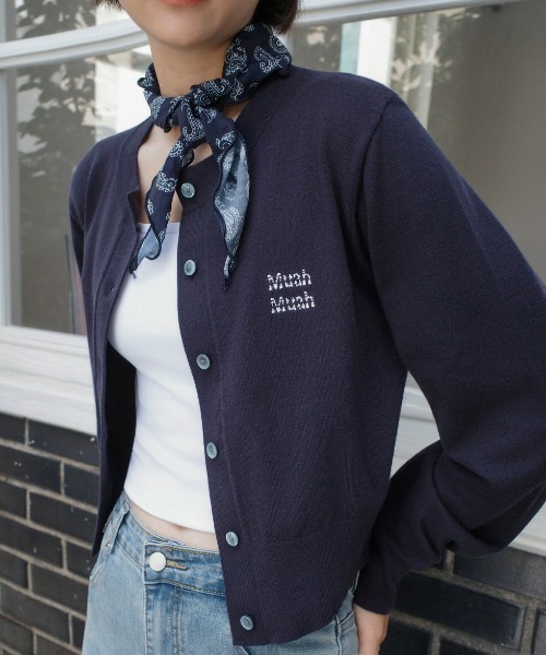 muahmuah(ムーアムーア)の「A'GEM/9 × .kom 『muah muah/ムーアムーア』 COZY ROUND KNIT CARDIGAN/コージーラウンド ニットカーディガン(カーディガン/ボレロ・レディース・アイボリー/ネイビー/グレー/レッド・FREE)」の3枚目の写真