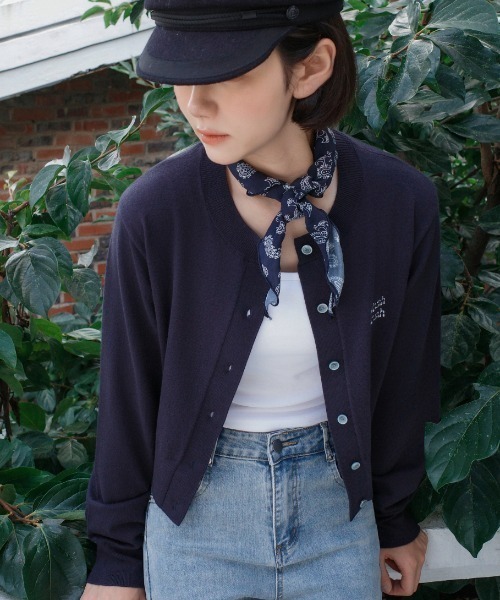 muahmuah(ムーアムーア)の「A'GEM/9 × .kom 『muah muah/ムーアムーア』 COZY ROUND KNIT CARDIGAN/コージーラウンド ニットカーディガン(カーディガン/ボレロ・レディース・アイボリー/ネイビー/グレー/レッド・FREE)」の19枚目の写真