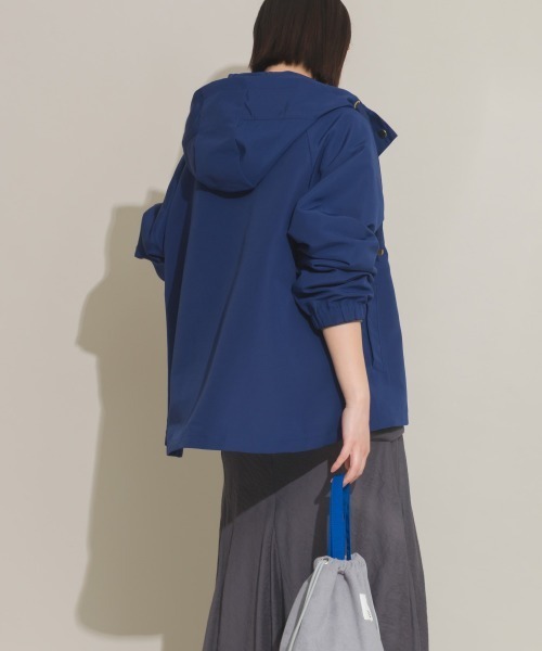 OMNES(オムネス)の「撥水加工ジップアップマウンテンパーカージャケット(マウンテンパーカー・レディース・ベージュ/ネイビー/ブラック/カーキ・FREE)」の16枚目の写真