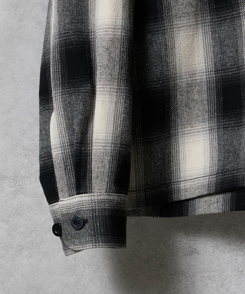 NUMBER (N)INE(ナンバーナイン)の「COTTON OMBRE PLAID FLANNEL EMBROIDERY BACK LOGO OPEN COLLAR SHIRT / コットン オンブレー チェック 刺繍 バック ロゴ オープンカラー シャツ(シャツ/ブラウス・メンズ・ベージュ/グレー・2/3/4)」の11枚目の写真