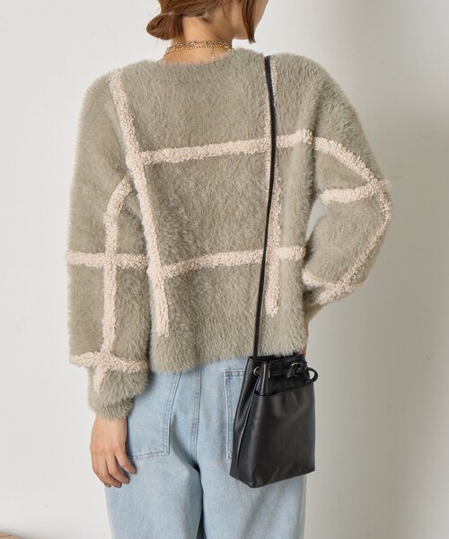 Jena espace merveilleux（ジェナ　エスパスメルヴェイユ）の「【一枚で決まる】チェック柄シャギーニット（ニット/セーター・レディース・ブラック/グレー/オフホワイト・FREE）」の8枚目の写真