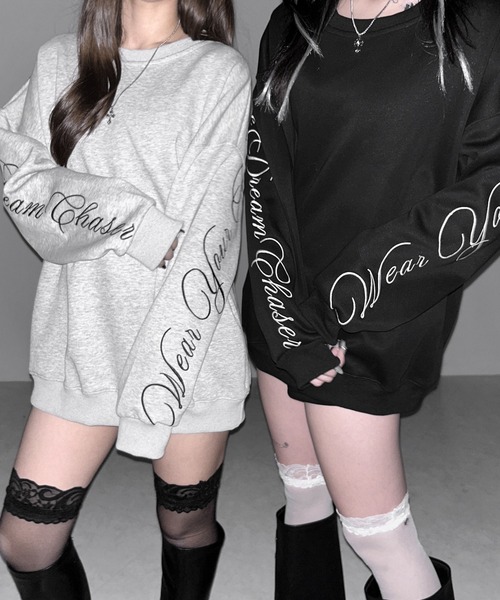 me+em select(ミームセレクト)の「【 2color 】レタリングロゴ刺繍スウェットプルオーバー / lettering logo embroidery sweat pullover(スウェット・レディース・ブラック/グレー・FREE)」の4枚目の写真