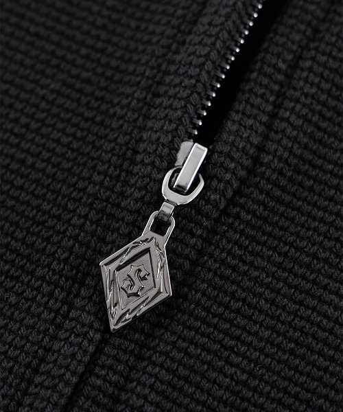 SUPPLIER（サプライヤー）の「A'GEM/9 × .kom 『SUPPLIER/サプライヤー』 Cross Leather Patch Thermal Zip Hoodie/クロスレザーパッチ サーマル ジップアップパーカー（パーカー・メンズ・ベージュ/ブラック・XL/L/M）」の5枚目の写真