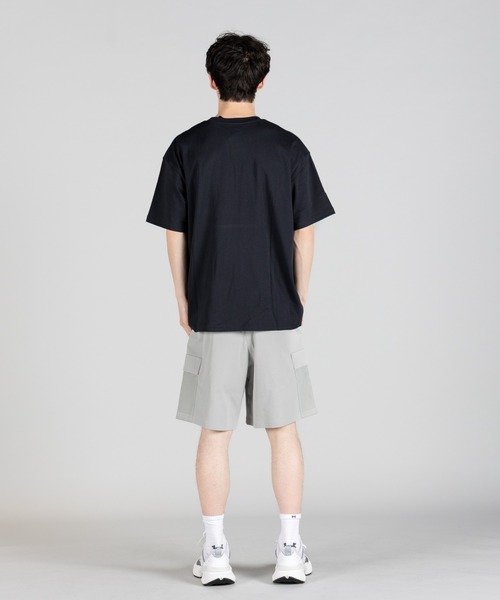 UNDER ARMOUR(アンダーアーマー)の「UAヘビーウエイト オーバーサイズド ショートスリーブTシャツ(トレーニング/メンズ)(Tシャツ/カットソー・メンズ・ブラック・S/M/L/3XL/XL/2XL)」の10枚目の写真