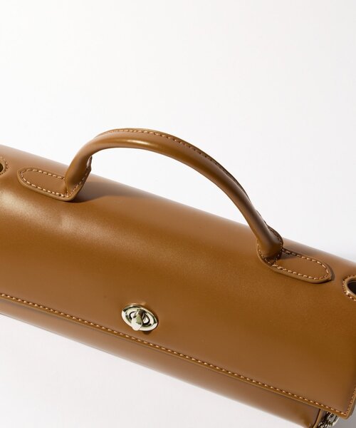 cache cache（カシュ カシュ）の「【cache cache(カシュカシュ)】横長スムースショルダー（ハンドバッグ・レディース・ブラック/ブラウン/レッド・FREE）」の9枚目の写真