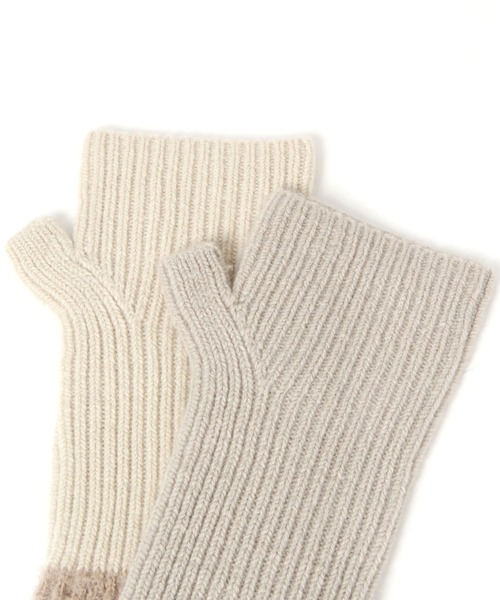 studio CLIP(スタディオクリップ)の「バイカラーアームウォーマー(アームカバー・レディース・アイボリー/ベージュ/ブラウン・FREE)」の9枚目の写真