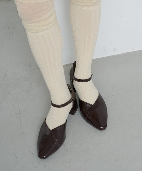 Kastane（カスタネ）の「クロスストラップパンプス（パンプス・レディース・ブラック/ブラウン・36/37/38）」の10枚目の写真
