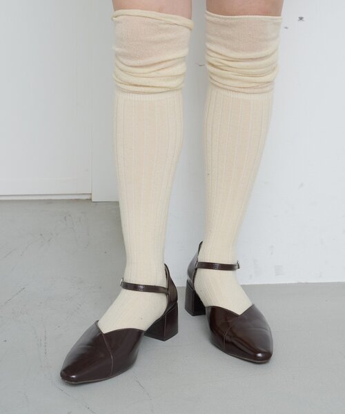 Kastane（カスタネ）の「クロスストラップパンプス（パンプス・レディース・ブラック/ブラウン・36/37/38）」の11枚目の写真