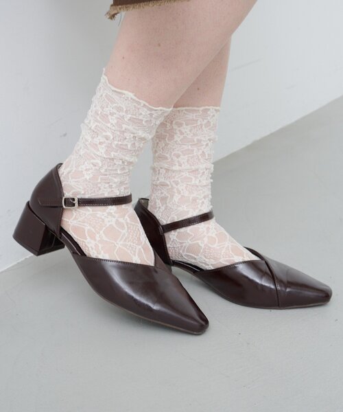 Kastane（カスタネ）の「クロスストラップパンプス（パンプス・レディース・ブラック/ブラウン・36/37/38）」の18枚目の写真