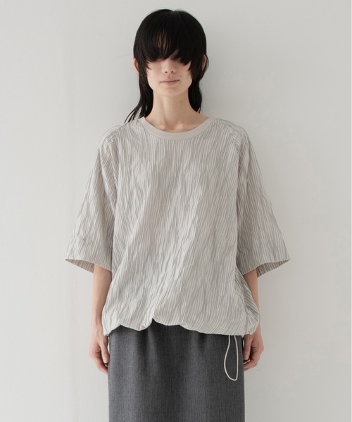 RYU(リュー)の「tucked dobby poncho shirt(Tシャツ/カットソー・メンズ・ブラック/ベージュ系・FREE)」の1枚目の写真