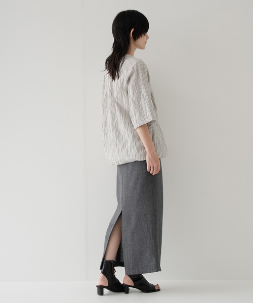 RYU(リュー)の「tucked dobby poncho shirt(Tシャツ/カットソー・メンズ・ブラック/ベージュ系・FREE)」の5枚目の写真