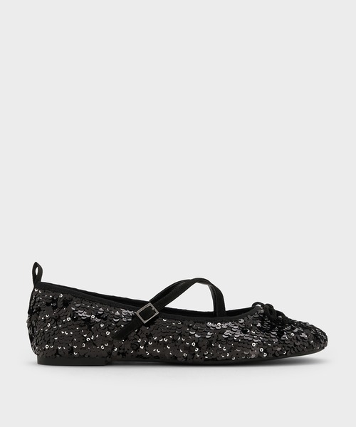 CHARLES & KEITH(チャールズ & キース)の「シークイン ボウクロスオーバーストラップ メリージェーンフラット(パンプス・レディース・ブラック系その他2/シルバー・25cm/24.5cm/23.5cm/23cm/22.5cm)」の5枚目の写真