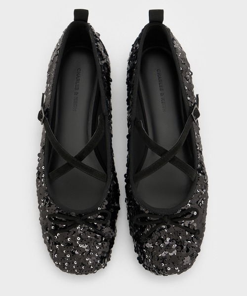 CHARLES & KEITH(チャールズ & キース)の「シークイン ボウクロスオーバーストラップ メリージェーンフラット(パンプス・レディース・ブラック系その他2/シルバー・25cm/24.5cm/23.5cm/23cm/22.5cm)」の9枚目の写真