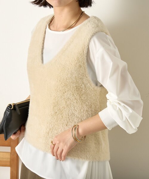 Jena espace merveilleux（ジェナ　エスパスメルヴェイユ）の「【体系カバー/2点セット】フェザーベストセットブラウス（ベスト・レディース・アイボリー/ブラック/ベージュ・FREE）」の9枚目の写真