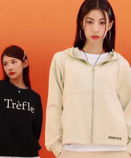 CHASECULT(チェイスカルト)の「レディース裾ストリングフードジップアップ-CERG4365B05(パーカー・レディース・オートミール・85/90)」の2枚目の写真