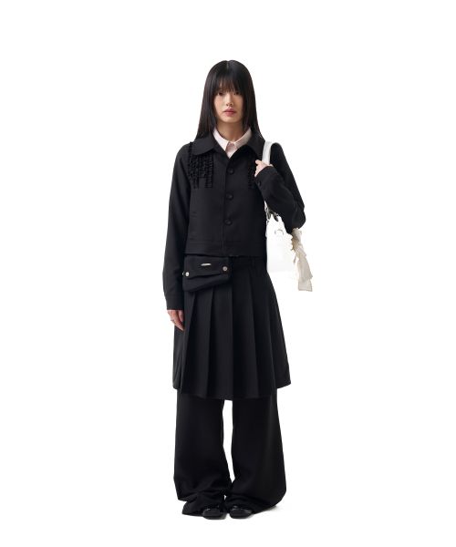 IUGAMAKARAS（イウガマカラス）の「Laced Ribbon Leather Shoulder Bag (White)（ショルダーバッグ・レディース・その他・FREE）」の7枚目の写真