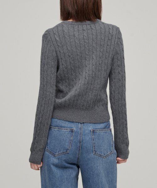 MUSINSA STANDARD WOMAN（ムシンサスタンダードウーマン）の「ウィメンズアンゴラブレンドケーブルクルーネックニット[ミディアムグレー]（ニット/セーター・レディース・その他・SMALL/MEDIUM/LARGE/X-SMALL）」の8枚目の写真
