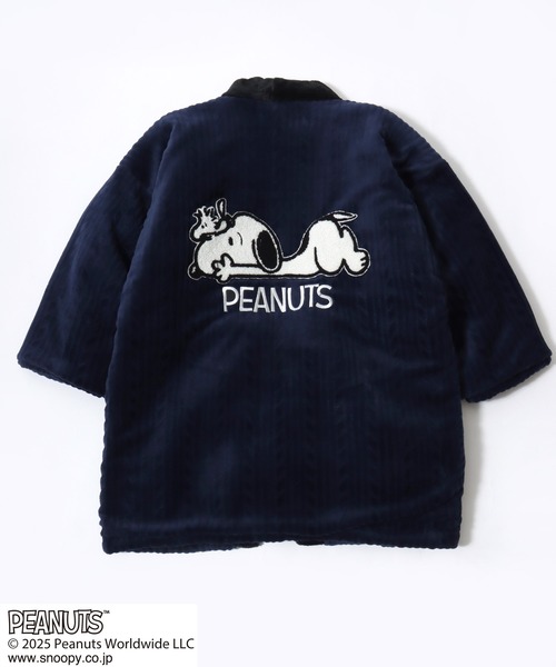 PEANUTS（ピーナッツ）の「PEANUTS SNOOPY（ピーナッツ スヌーピー）キャラクターふわもこボアフリース半纏/ちゃんちゃんこ（ガウン/バスローブ・メンズ・ネイビー系1/ネイビー系2/ホワイト×ブラック/ホワイト系その他/グレー系その他/チャコールグレー・M-L）」の5枚目の写真