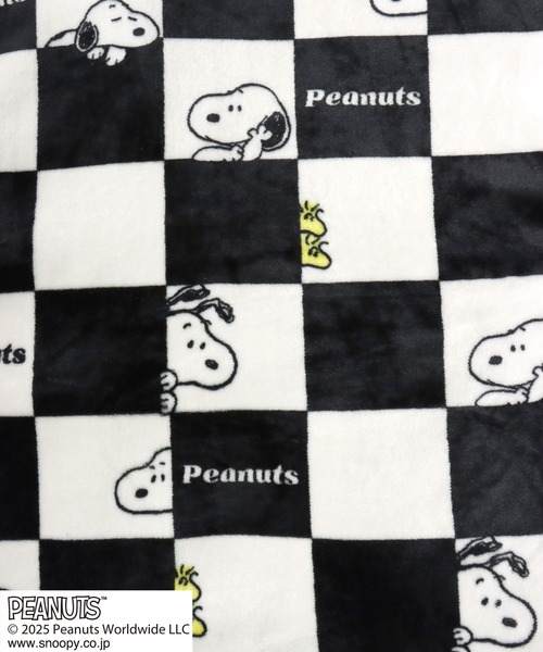 PEANUTS（ピーナッツ）の「PEANUTS SNOOPY（ピーナッツ スヌーピー）キャラクターふわもこボアフリース半纏/ちゃんちゃんこ（ガウン/バスローブ・メンズ・ネイビー系1/ネイビー系2/ホワイト×ブラック/ホワイト系その他/グレー系その他/チャコールグレー・M-L）」の9枚目の写真