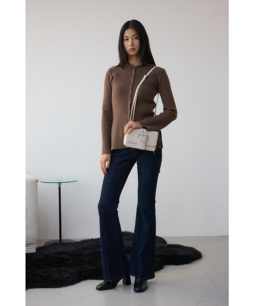 AZUL by moussy（アズールバイマウジー）の「ベルトデザインウォレットバッグ（ショルダーバッグ・レディース・ダークグリーン/アイボリー/ブラック・FREE）」の6枚目の写真