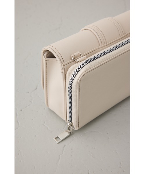 AZUL by moussy（アズールバイマウジー）の「ベルトデザインウォレットバッグ（ショルダーバッグ・レディース・ダークグリーン/アイボリー/ブラック・FREE）」の16枚目の写真