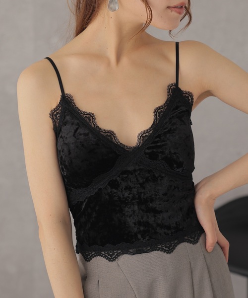 Lace Ladies(レースレディース)の「バック シャーリング コンパクト ベロア調 カップ付き キャミソール(キャミソール・レディース・ブラウン/ブラック/アイボリー・FREE)」の1枚目の写真