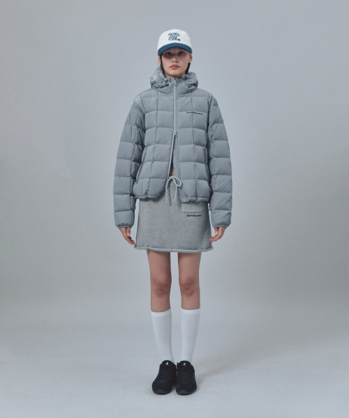 Rest&Recreation(レストアンドレクリエーション)の「SQUARE QUILTED HOOD DOWN JACKET - GREY(ダウンジャケット/コート・メンズ・その他・SMALL/LARGE)」の4枚目の写真