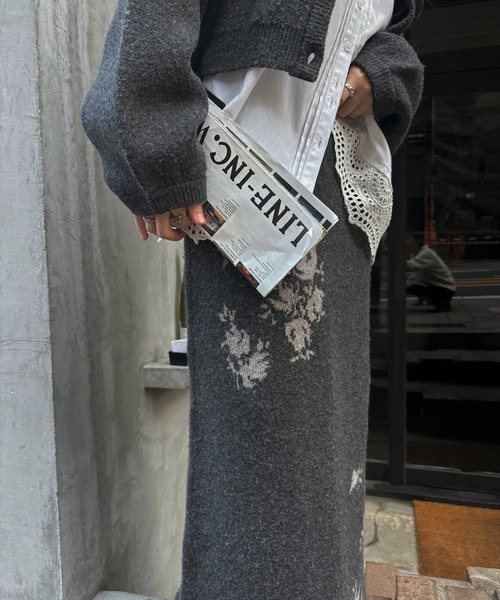 WILLFULLY(ウィルフリー)の「cropped flower jacquard knit cardigan(カーディガン/ボレロ・レディース・チャコール/その他・FREE)」の11枚目の写真