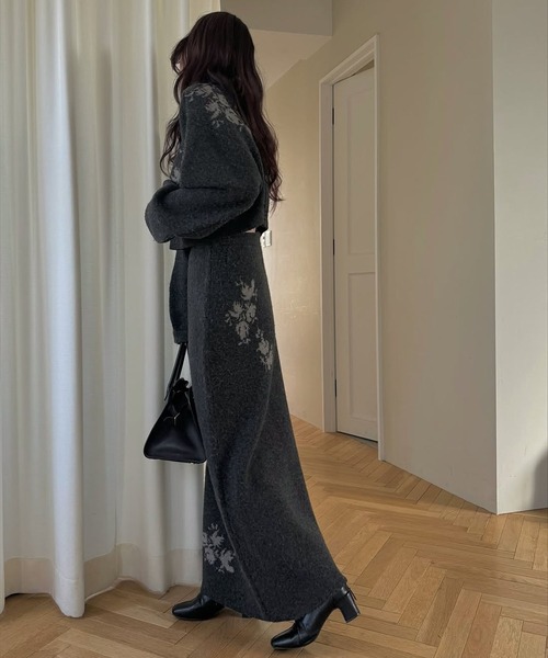 WILLFULLY(ウィルフリー)の「cropped flower jacquard knit cardigan(カーディガン/ボレロ・レディース・チャコール/その他・FREE)」の10枚目の写真