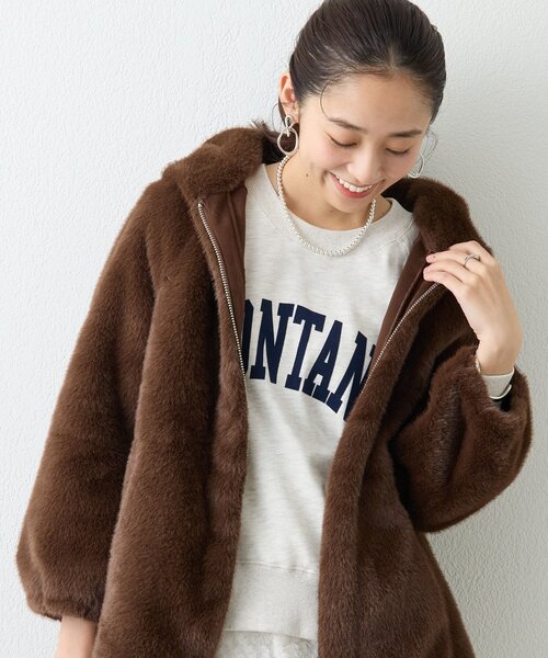 un dix cors（アンディコール）の「《大人カジュアルなムードに》ラグランロゴ裏毛ワイドプルオーバー（スウェット・レディース・グレー/オフホワイト/グリーン/ネイビー・FREE）」の2枚目の写真