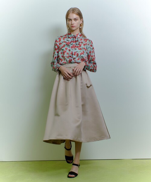 LOULOU WILLOUGHBY（ルルウィルビー）の「WEB限定【LOULOU WILLOUGHBY】LISAチェリープリント ボウタイブラウス（シャツ/ブラウス・レディース・サックスブルー/ブラック・2）」の21枚目の写真