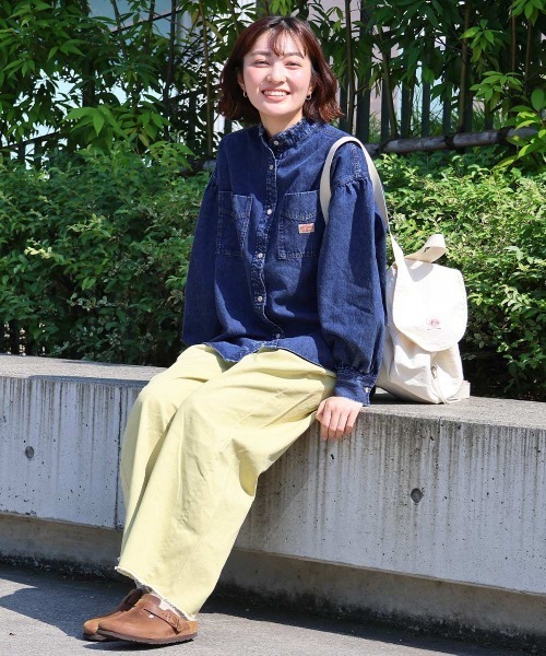 KRIFF MAYER Lady's Collection(クリフメイヤーレディースコレクション)の「【綿100%】カットオフバンドカラーデニムシャツ(シャツ/ブラウス・レディース・ライトブルー/ブラック/ストライプ/ダークブルー・LARGE/MEDIUM)」の9枚目の写真