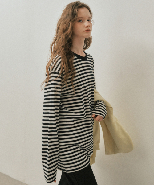 WEDNESDAYOASISFORWOMEN(ウェンズデー オアシス フォー ウーマン)の「W/ピュアコットンストライプロングスリーブ_BLACK(W25-TP37)(Tシャツ/カットソー・レディース・ブラック・MEDIUM/LARGE)」の1枚目の写真