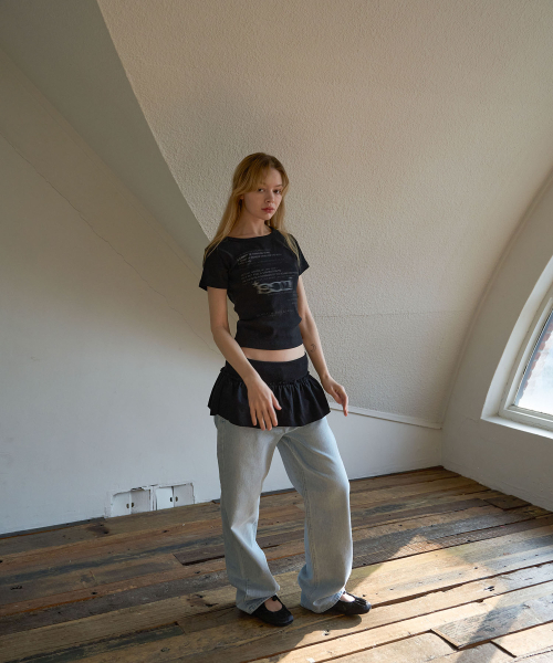 5OML(オーオーエムエル)の「ソムル ロゴ スリム クロップTシャツ ブラック(Tシャツ/カットソー・レディース・ブラック・FREE)」の2枚目の写真