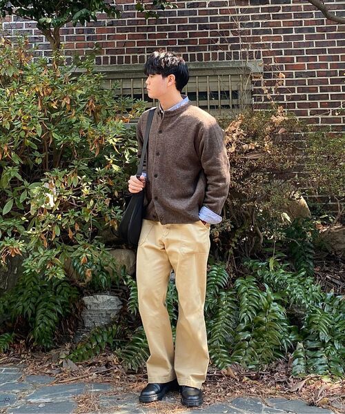 EXCONTAINER（エックスコンテナ）の「ミニマルボタンラウンドネッククロップカーディガン (MUTE BROWN)（カーディガン/ボレロ・メンズ・その他・MEDIUM/LARGE/X-LARGE）」の3枚目の写真