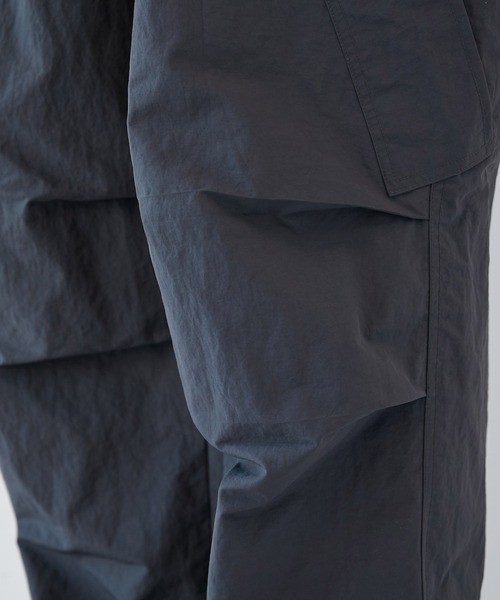 markaware（マーカウェア）の「【markaware/marka】別注 OVER PANTS（その他パンツ・メンズ・ダークグレー/ブラック・1/2）」の18枚目の写真