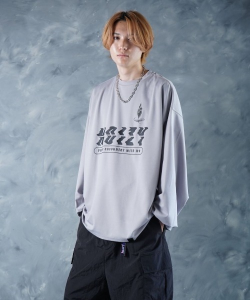 NOIZY(ノイジー)の「Encounter Logo T/Crosskey Logo T / オーバーサイズ ワイドスリーブ 長袖 ゲーム プリント グラフィックデザイン ロンT(Tシャツ/カットソー・メンズ・Black/ブラウン/ブルー/ブラック系その他/グレー系その他/グレー・LARGE/MEDIUM)」の10枚目の写真