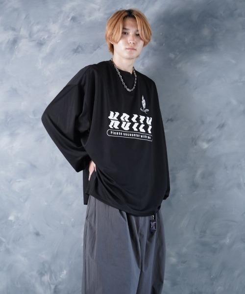 NOIZY(ノイジー)の「Encounter Logo T/Crosskey Logo T / オーバーサイズ ワイドスリーブ 長袖 ゲーム プリント グラフィックデザイン ロンT(Tシャツ/カットソー・メンズ・Black/ブラウン/ブルー/ブラック系その他/グレー系その他/グレー・LARGE/MEDIUM)」の19枚目の写真